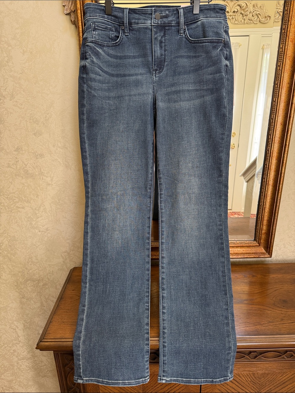 NYDJ Marilyn Straight Leg Blue jeans with Lift X Tuck Technology. Size 10.